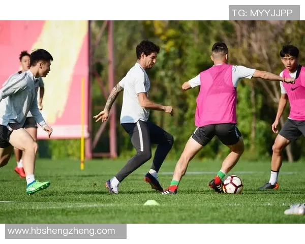 权健与人和激战正酣pp直播带你全程体验精彩瞬间