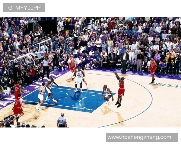 爵士与76人精彩对决回顾NBA录像带你重温比赛精彩瞬间